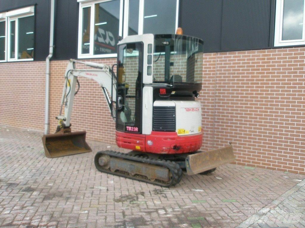 Takeuchi TB23R Mini bagri <7t