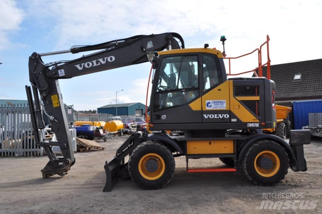 Volvo EWR 170 Bagri na kolesih