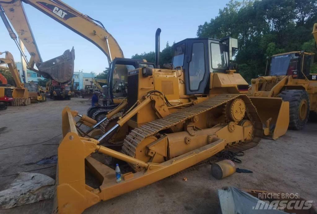 CAT D 6 R Buldožerji goseničarji