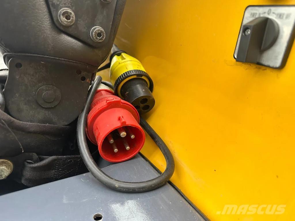 Eurotrac W11-E Kolesni nakladalci