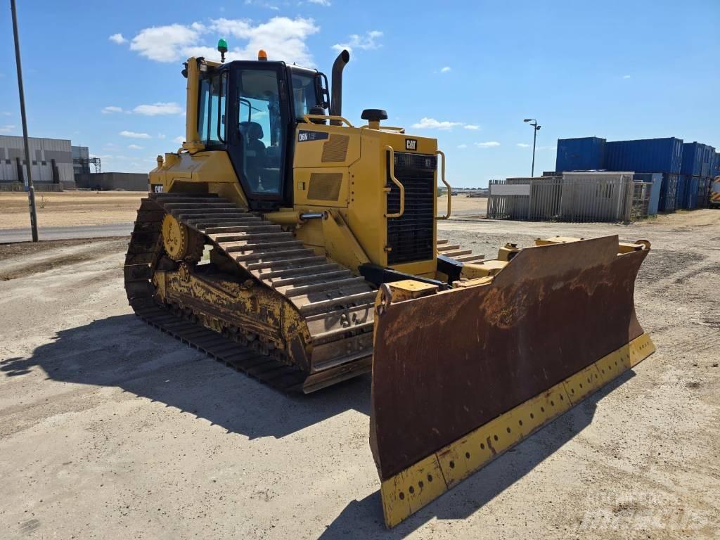 CAT D 6 N LGP Buldožerji goseničarji