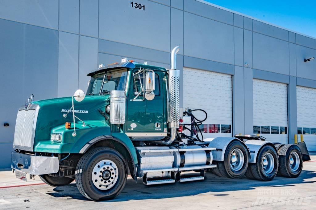 Western Star 4900 SB Vlačilci