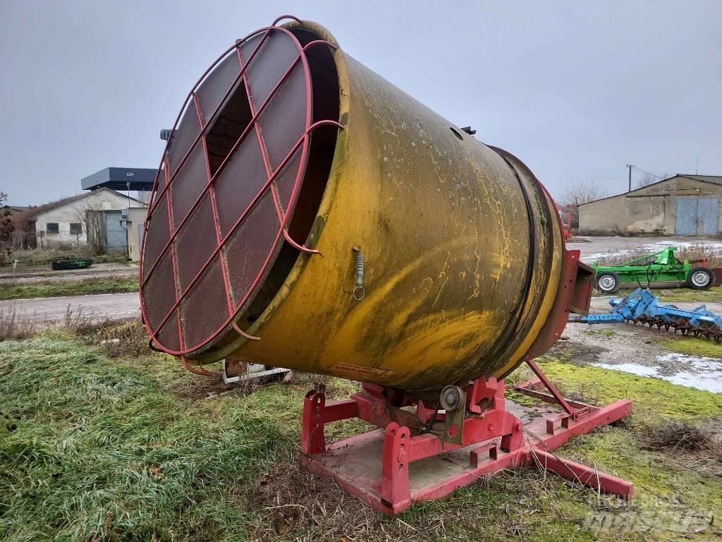 TEAGLE TOMAHAWK 505M Rezač za bale, oprema za rezanje in odvijanje bal
