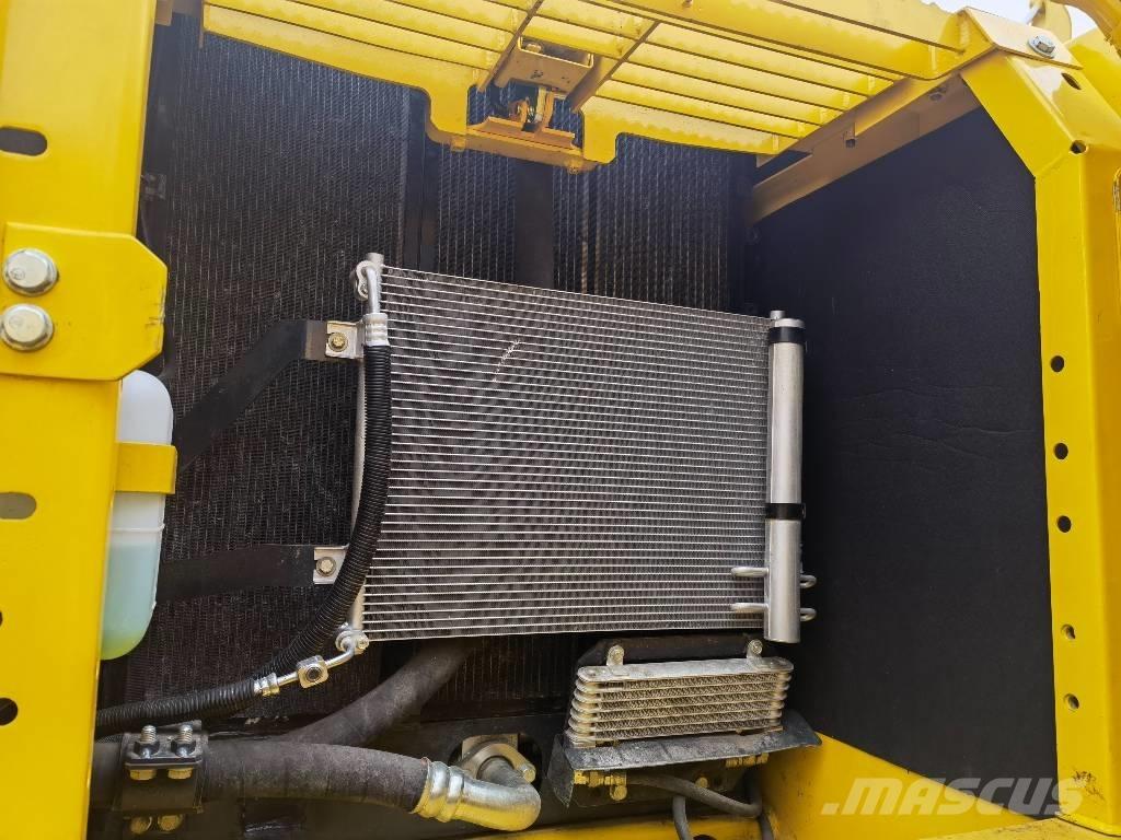 Komatsu PC 200-8 Bagri goseničarji