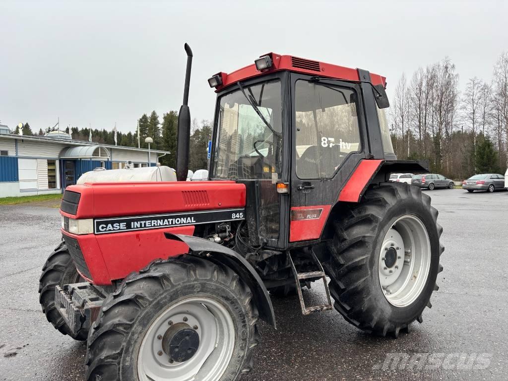 Case IH 845 XL Traktorji
