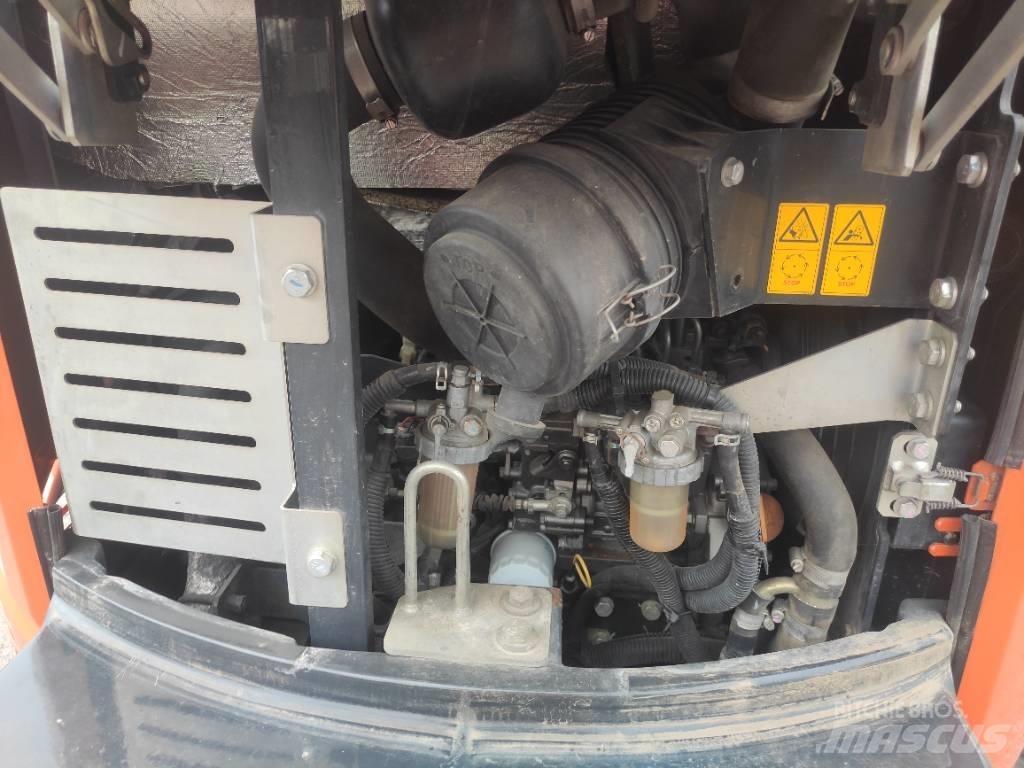 Hitachi ZX 26 U-6 Mini bagri <7t