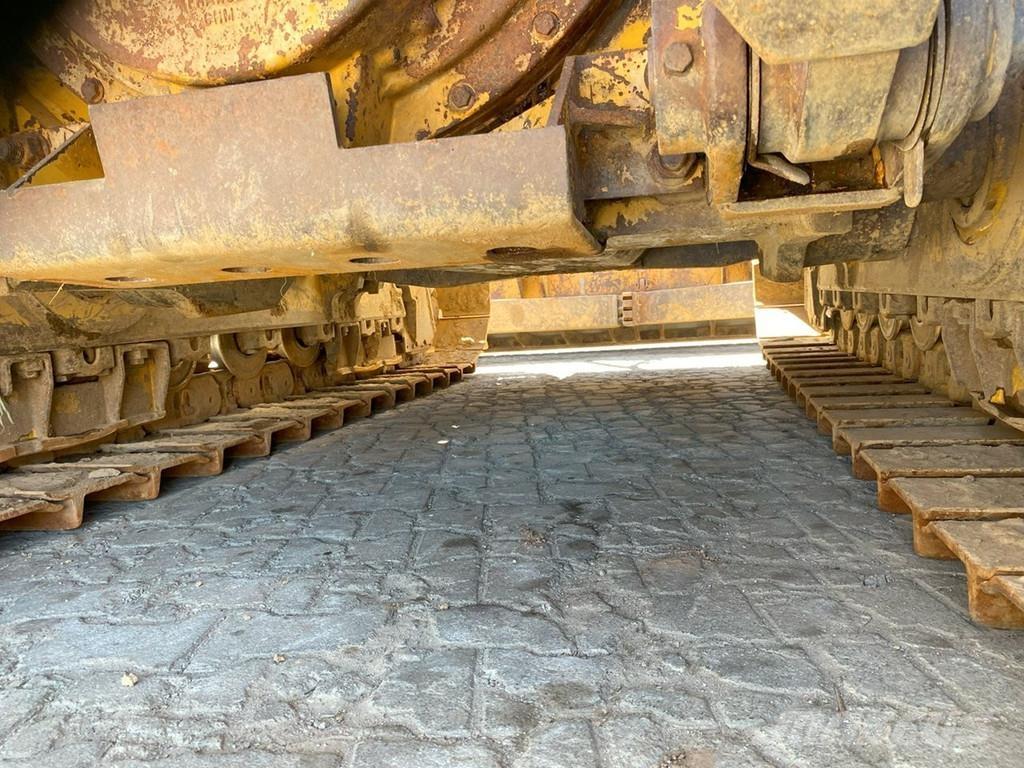 CAT D6T XW Buldožerji goseničarji