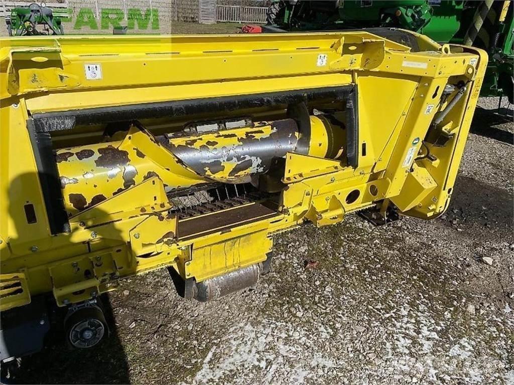 John Deere 8300 Stroji za krmo na lastni pogon