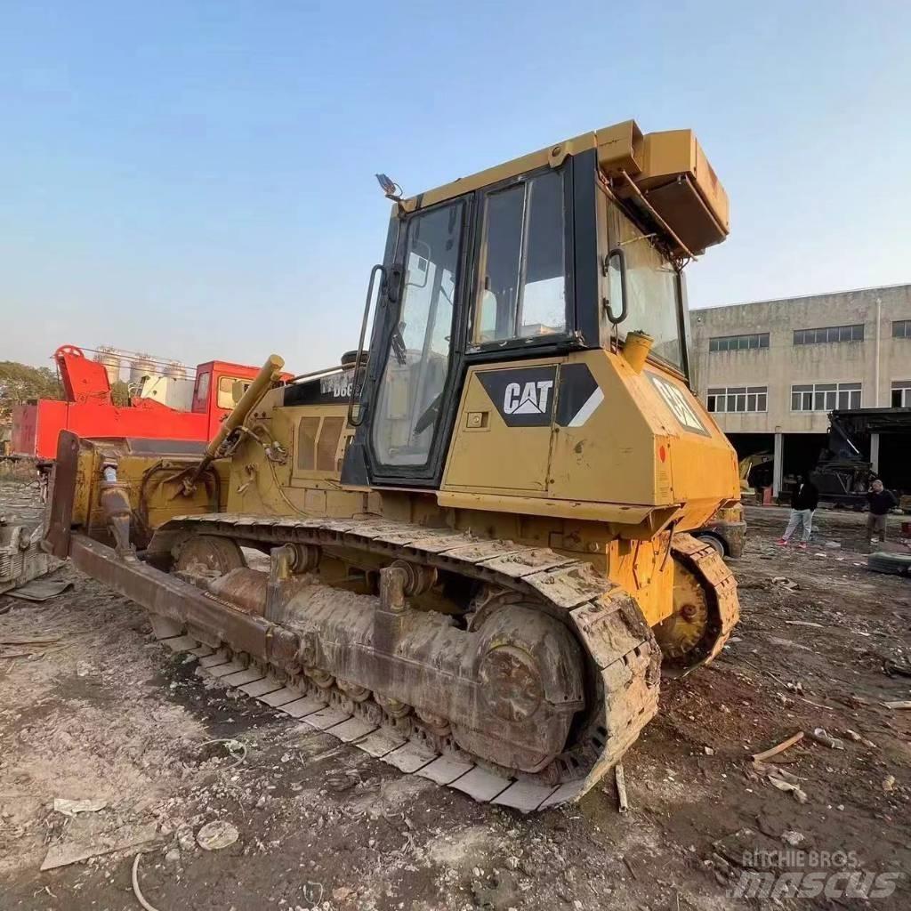 CAT D 6 G Buldožerji goseničarji