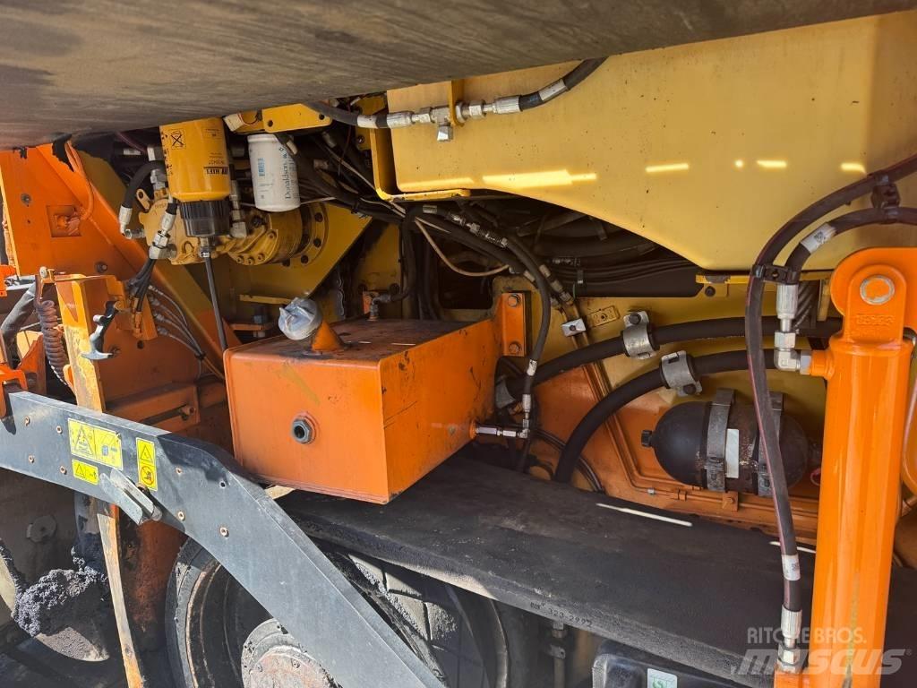 CAT AP 555 E Asfaltni finišerji