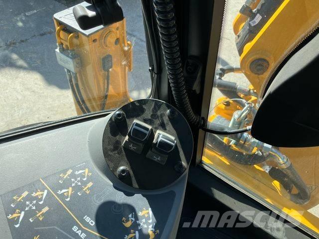 JCB 3CX Plus AEC Rovokopači