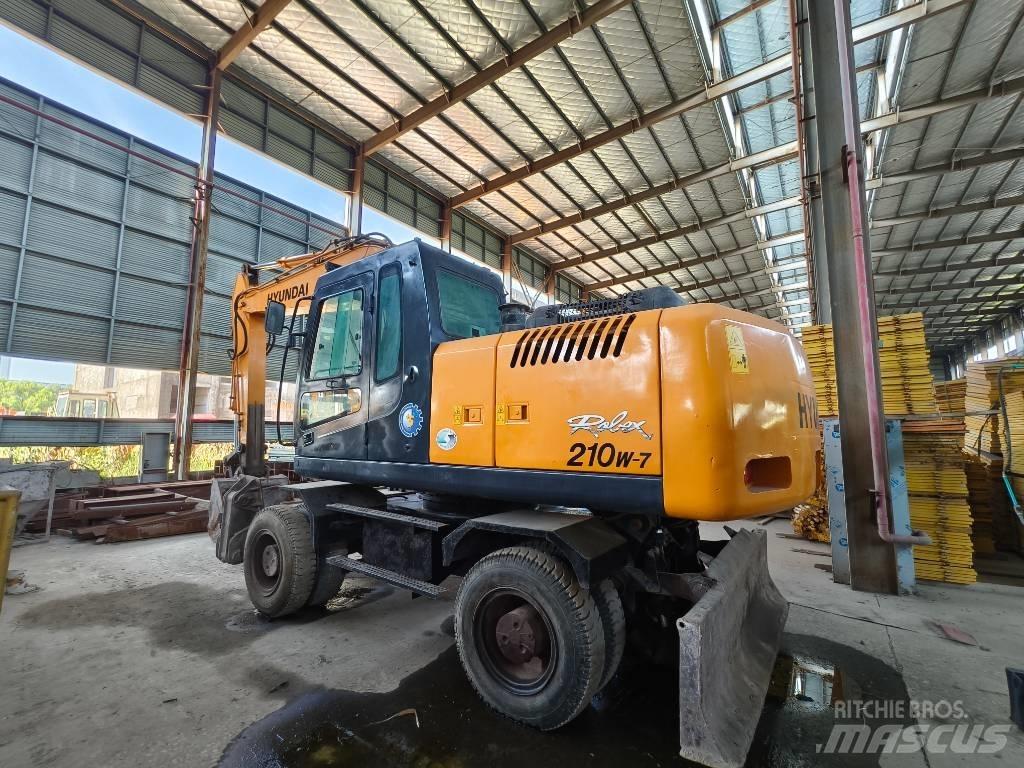Hyundai R210w-7 Bagri na kolesih