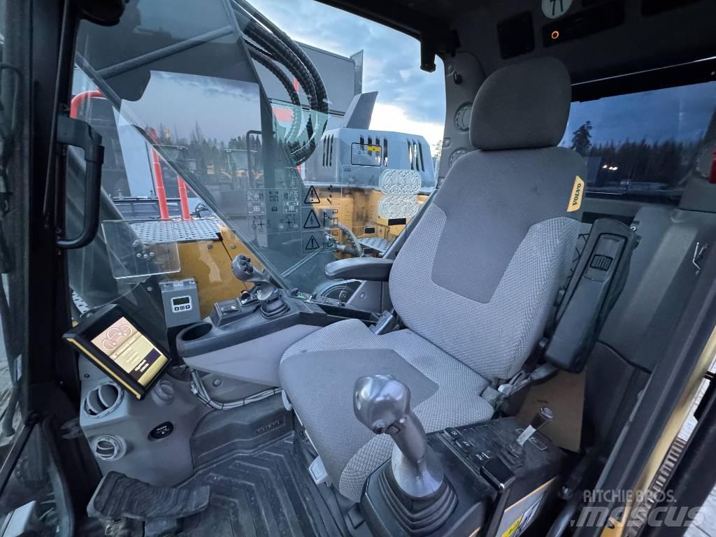 Volvo ECR 235 EL Bagri goseničarji