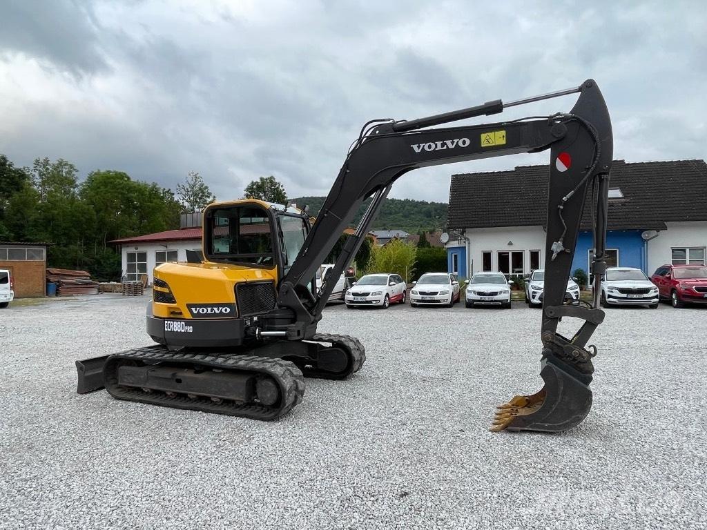 Volvo ECR88D Midi bagri 7t – 12t