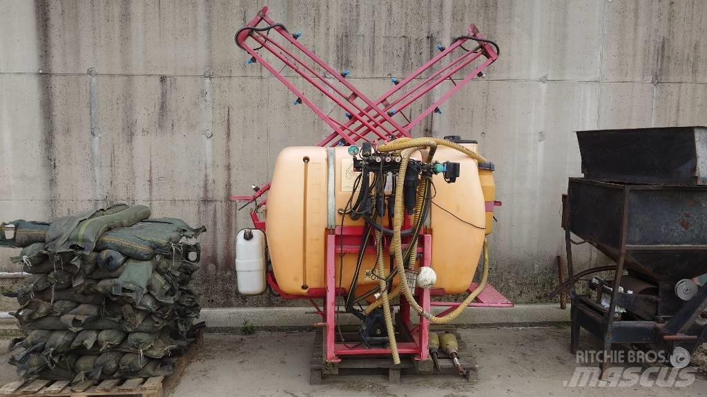 Junkkari 87900 Montirane škropilnice