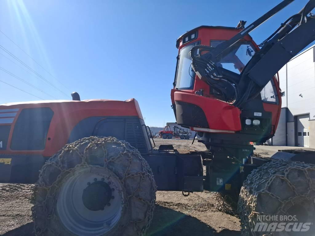 Komatsu 911.6 Harvesterji