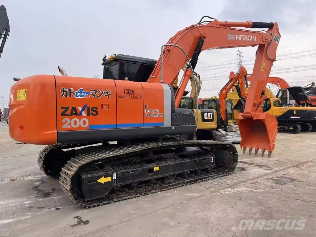 Hitachi ZX 200 Bagri goseničarji