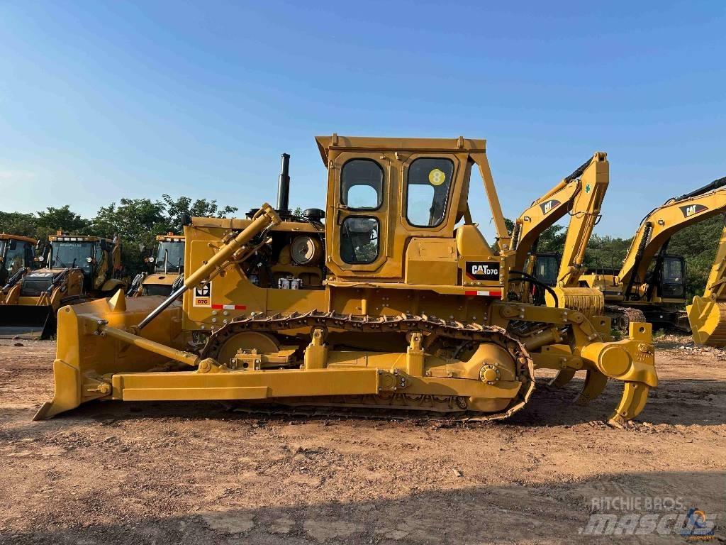 CAT D 7 G Buldožerji goseničarji