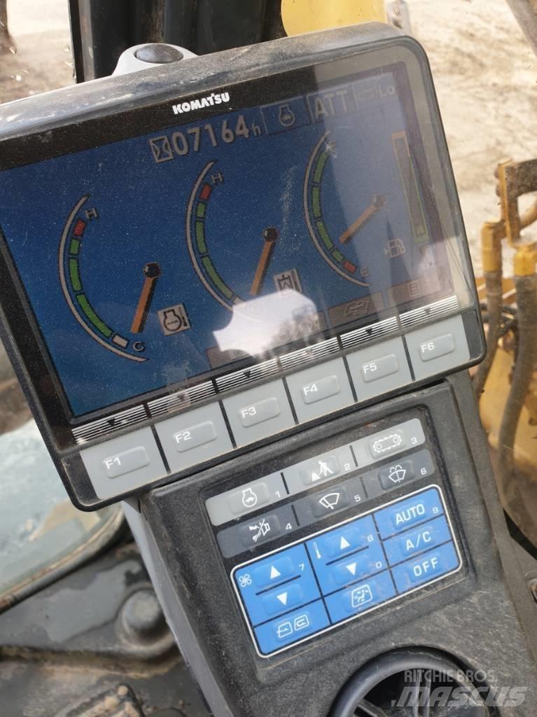 Komatsu PC138US-8 Bagri goseničarji