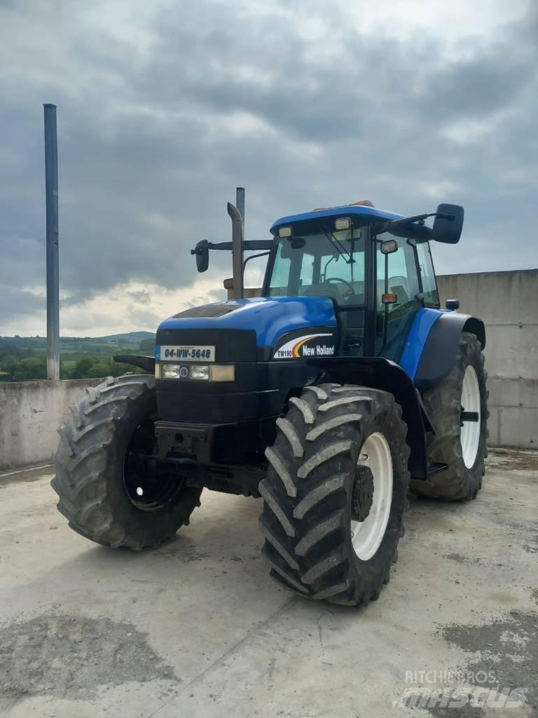 New Holland TM 190 Traktorji