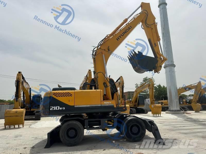Hyundai R210W-9 Bagri na kolesih