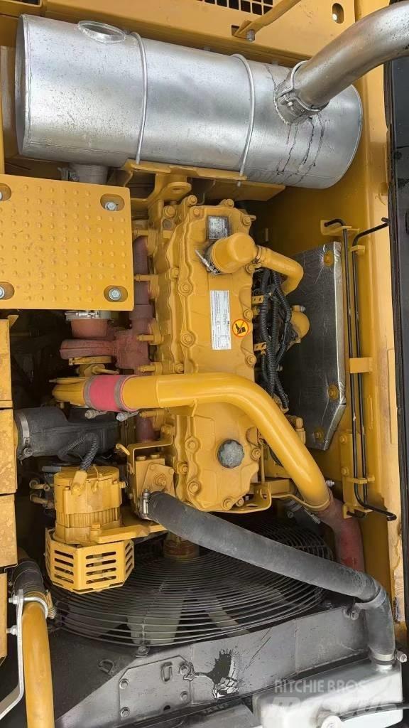 CAT CAT330D2L Midi bagri 7t – 12t