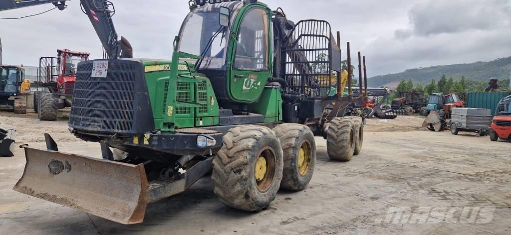 John Deere 1210 E Forwarderji