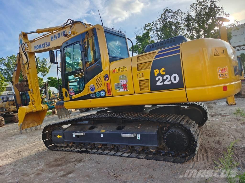 Komatsu PC 220 Bagri goseničarji