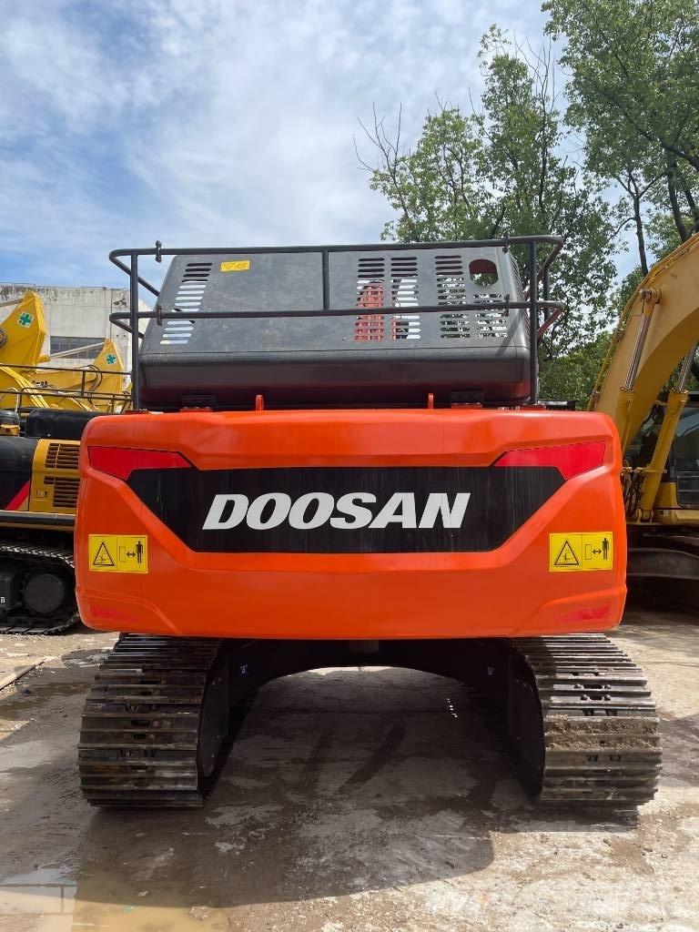 Doosan DX 225 Midi bagri 7t – 12t