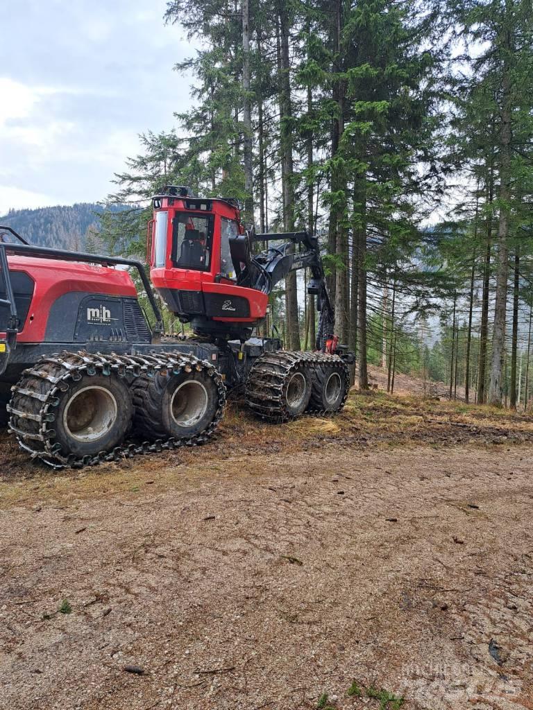 Komatsu 931 XC Harvesterji