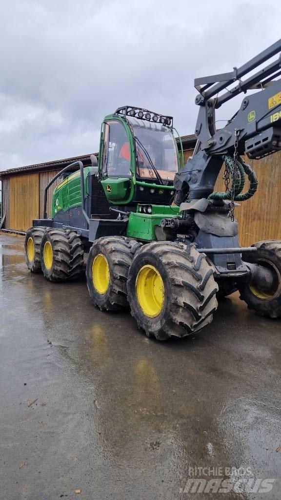 John Deere 1270 G Harvesterji