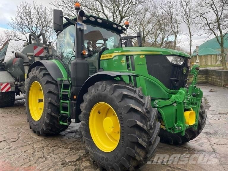 John Deere 6R 250 Traktorji