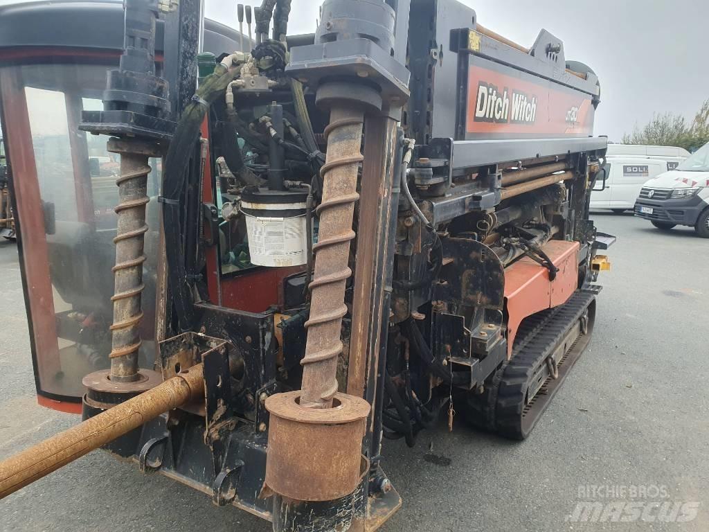 Ditch Witch JT 30 AT Oprema za vodoravno smerno vrtanje