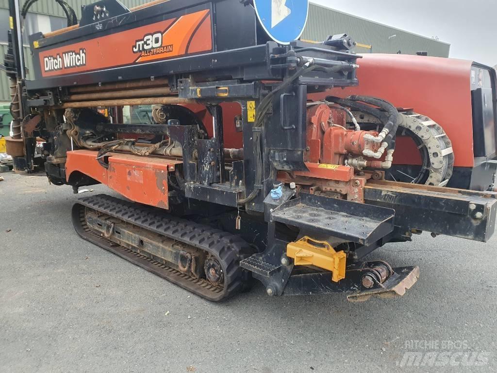 Ditch Witch JT 30 AT Oprema za vodoravno smerno vrtanje