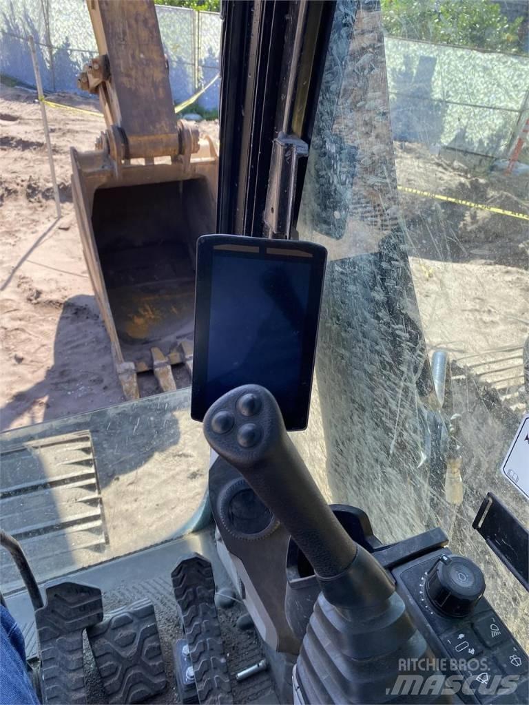 CAT 330 GC Bagri goseničarji