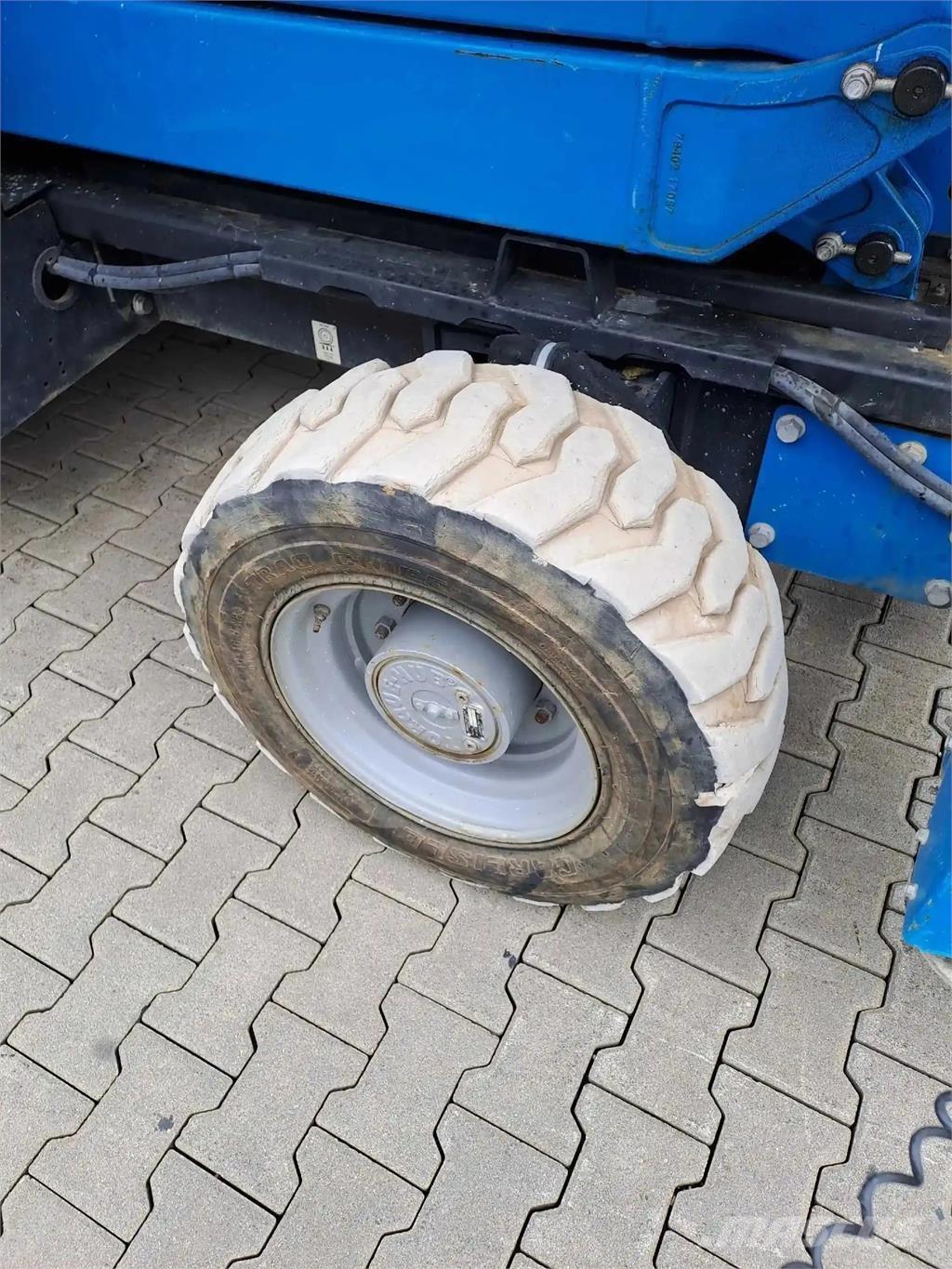 Genie GS 3384 RT Škarjaste dvižne ploščadi