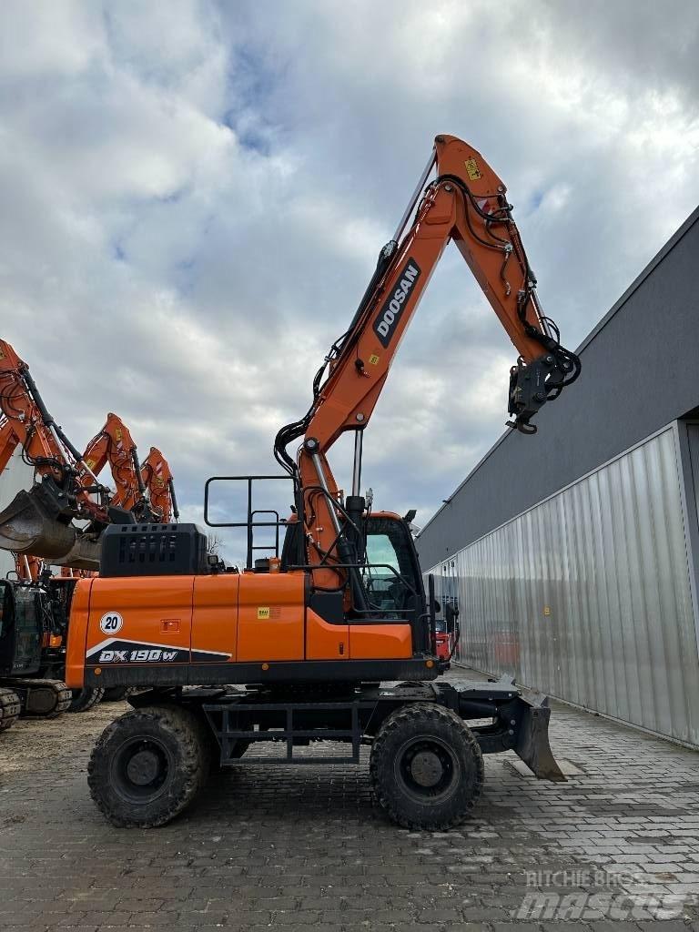 Doosan DX 190 W-7 Bagri na kolesih