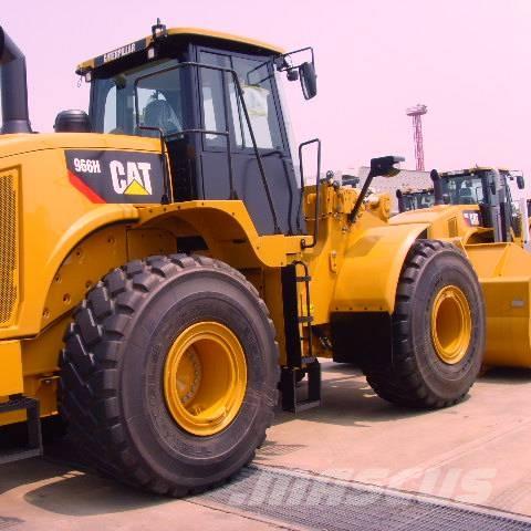 CAT 966H Kolesni nakladalci