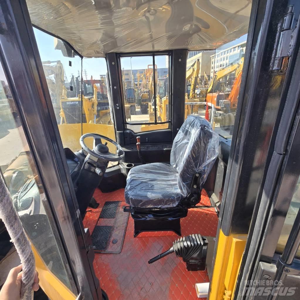 SDLG LG 955 F Kolesni nakladalci