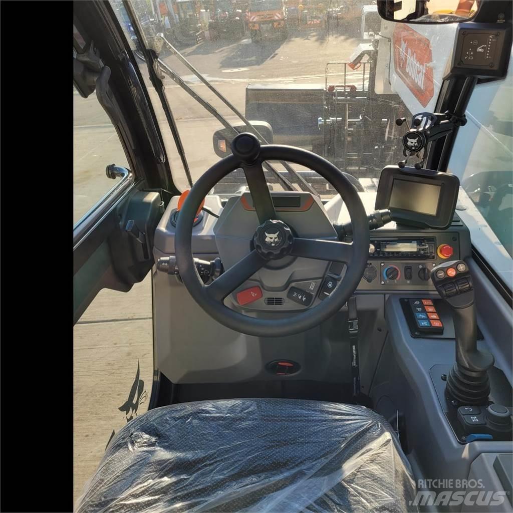 Bobcat T35-130 S Teleskopske dvižne ploščadi