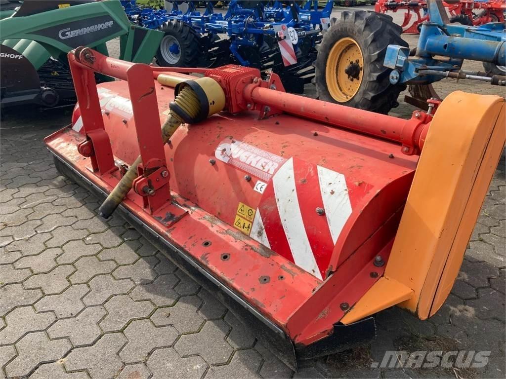 Dücker UM 27 Druga oprema za žetev krme