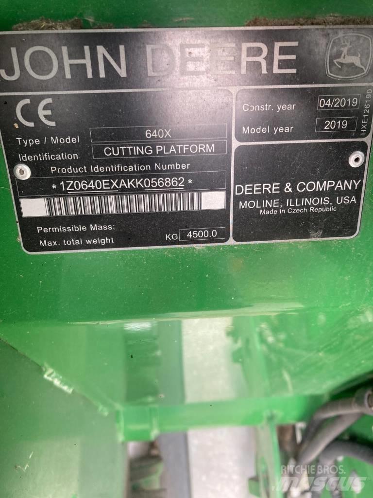 John Deere 640 X Kombajni