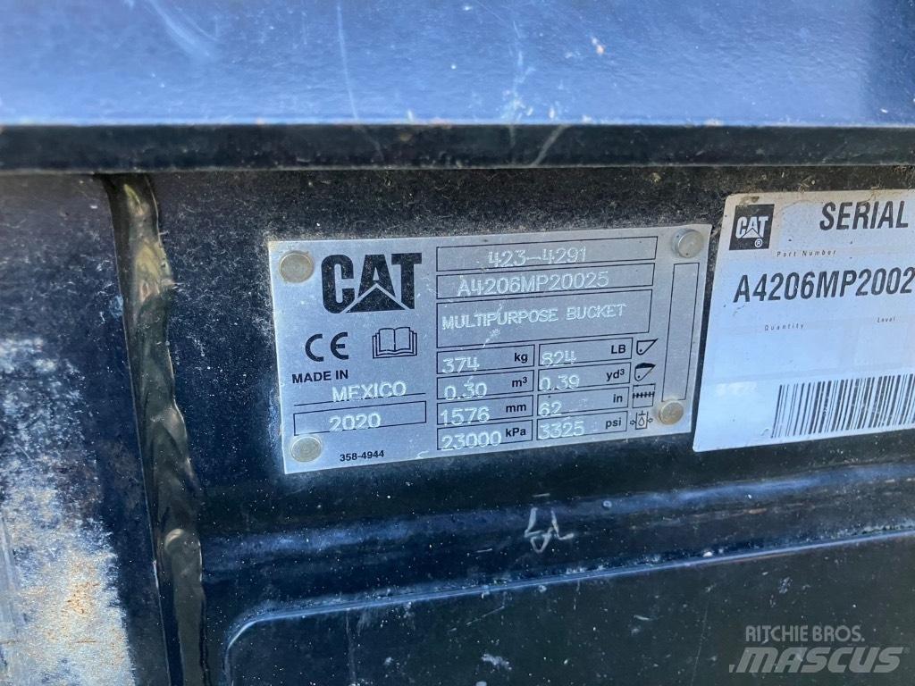 CAT 262 D Skid steer mini nakladalci