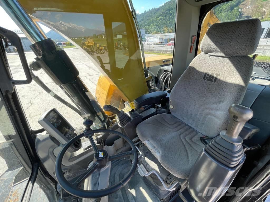 CAT M 316 D Bagri na kolesih