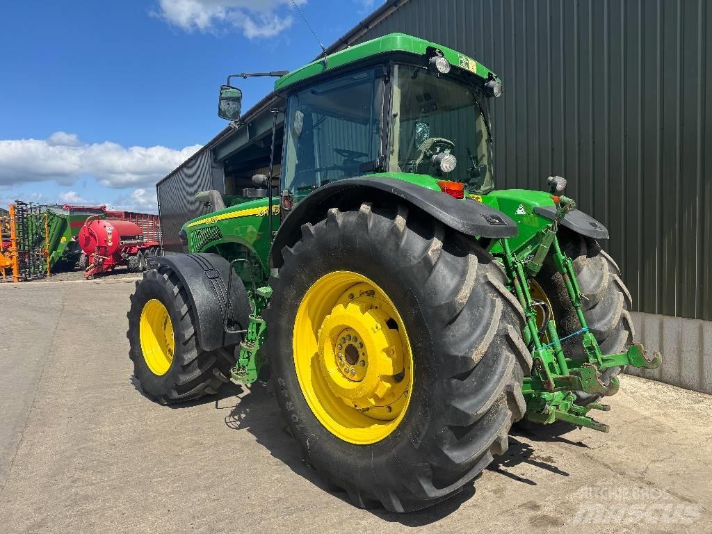 John Deere 8420 Traktorji