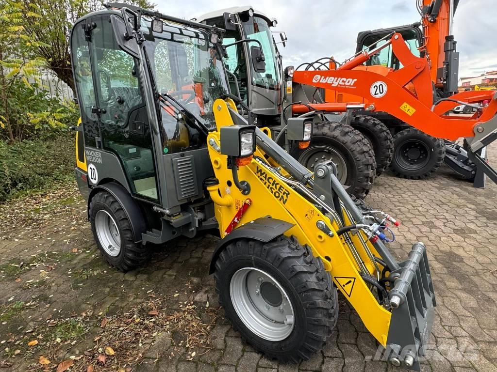 Wacker Neuson WL 25 Kolesni nakladalci