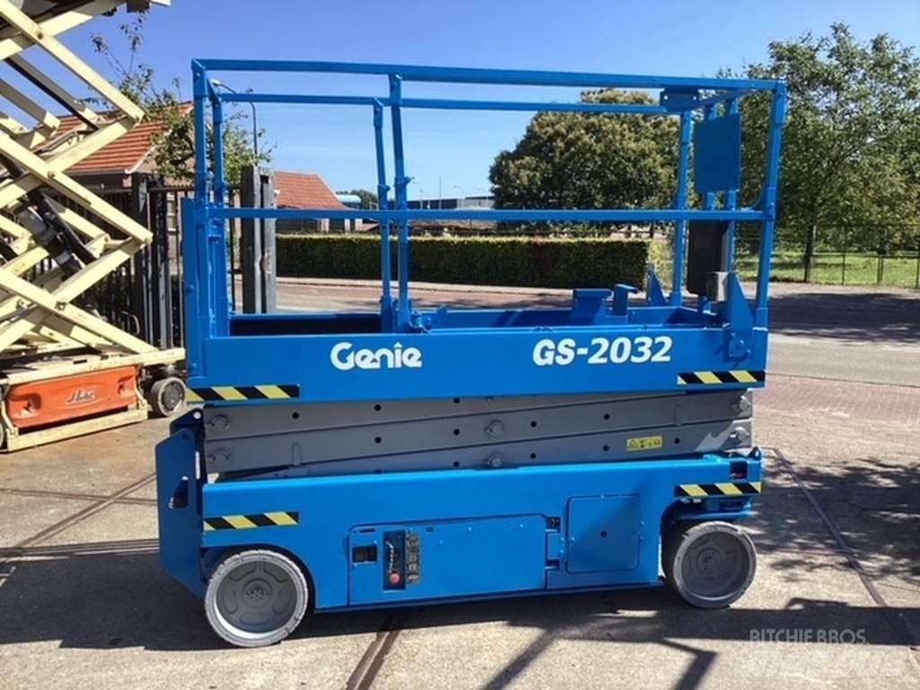 Genie GS2032 Škarjaste dvižne ploščadi