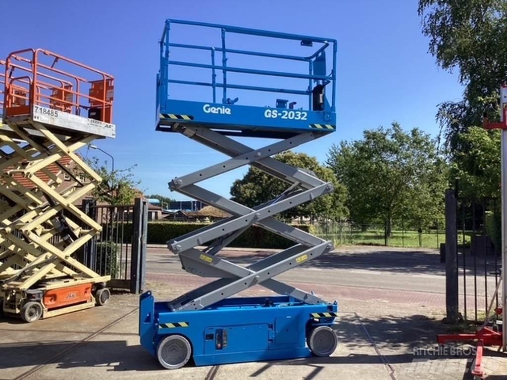Genie GS2032 Škarjaste dvižne ploščadi