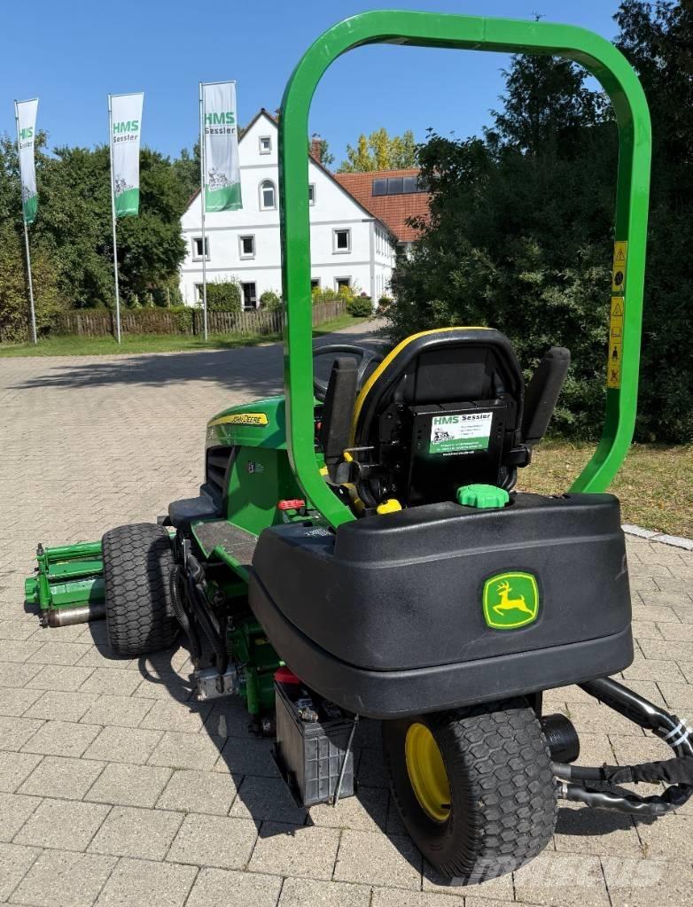 John Deere 2653 B Kosilnice za zunanji prostor