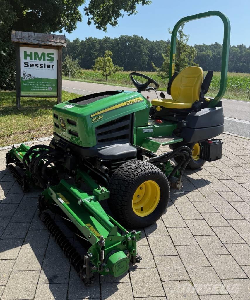 John Deere 2653 B Kosilnice za zunanji prostor